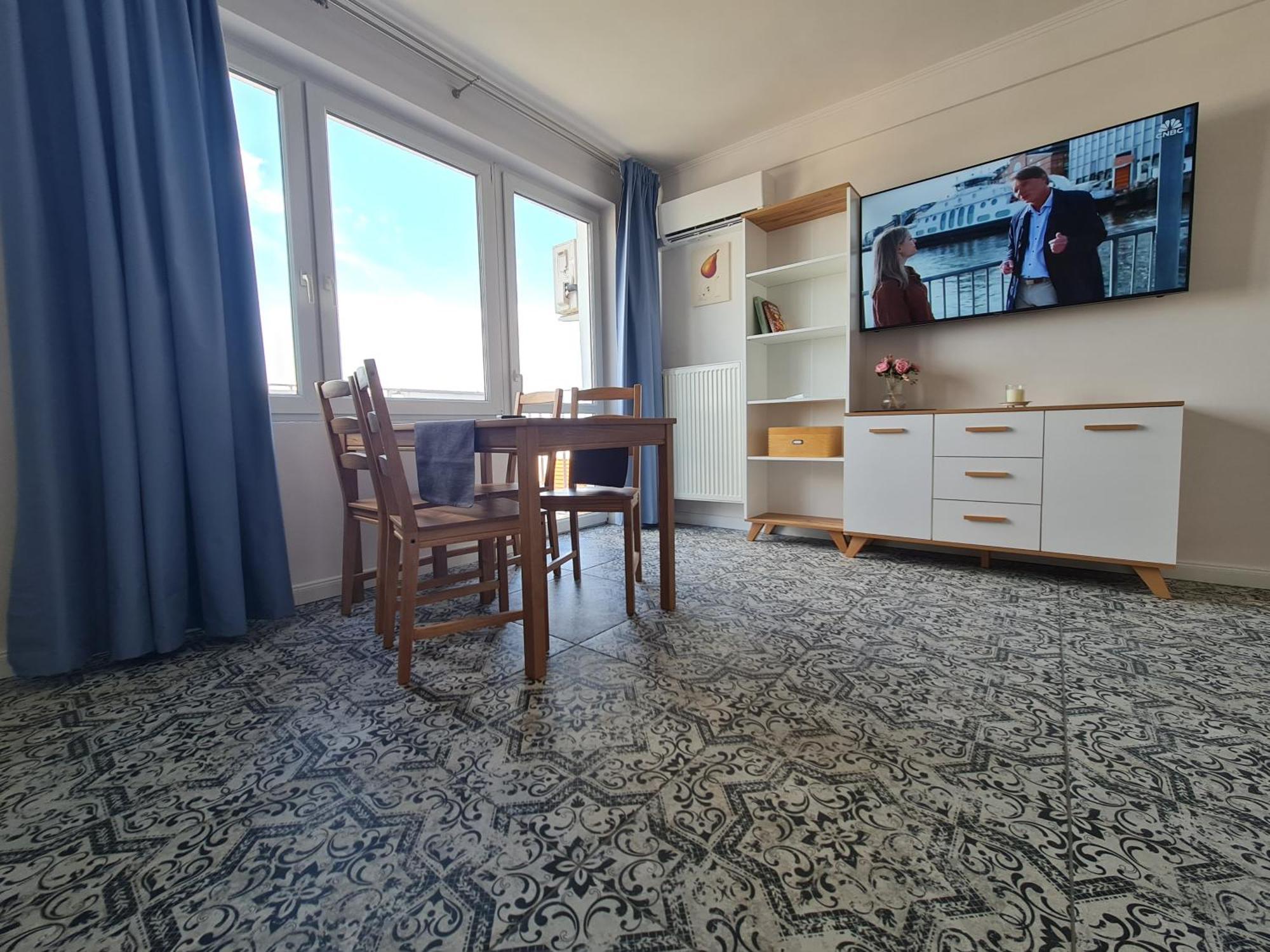 Apartament Wschodni Z Balkonem 4 Osoby Варшава Экстерьер фото
